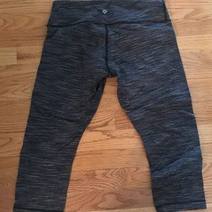 Lulu Lemon cropped leggings